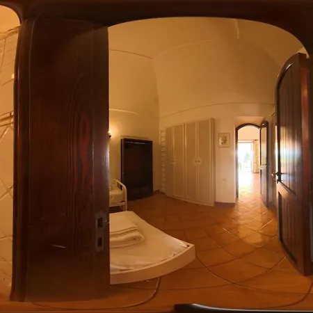 Suspiratella Mia * Capri